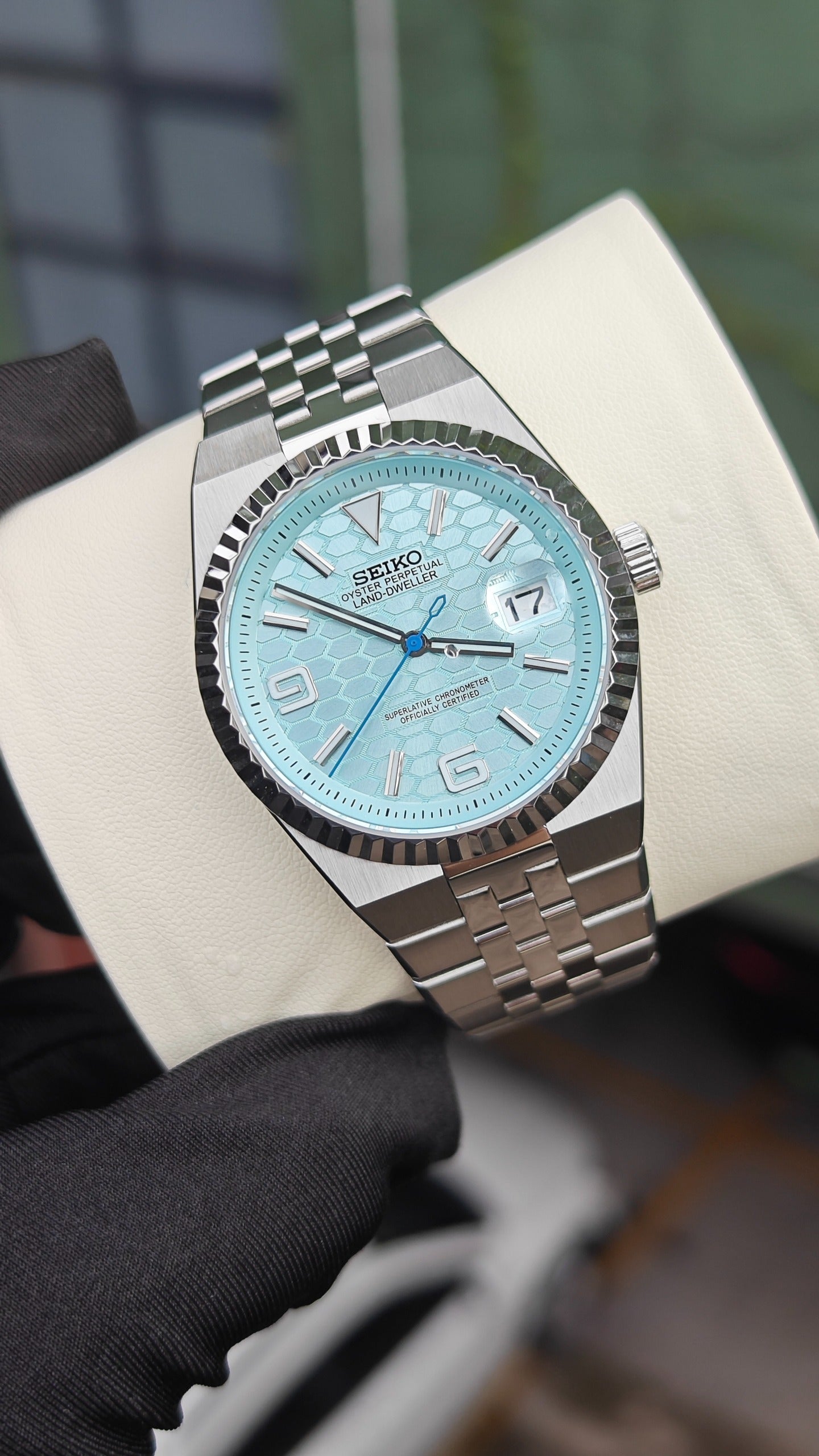 Seiko Land-Dweller Mod | Tiffany