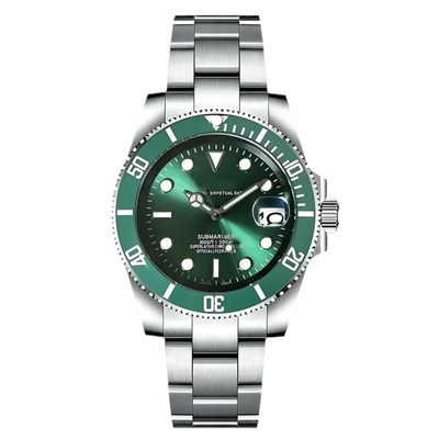 Hulk green Submariner automatic - hero