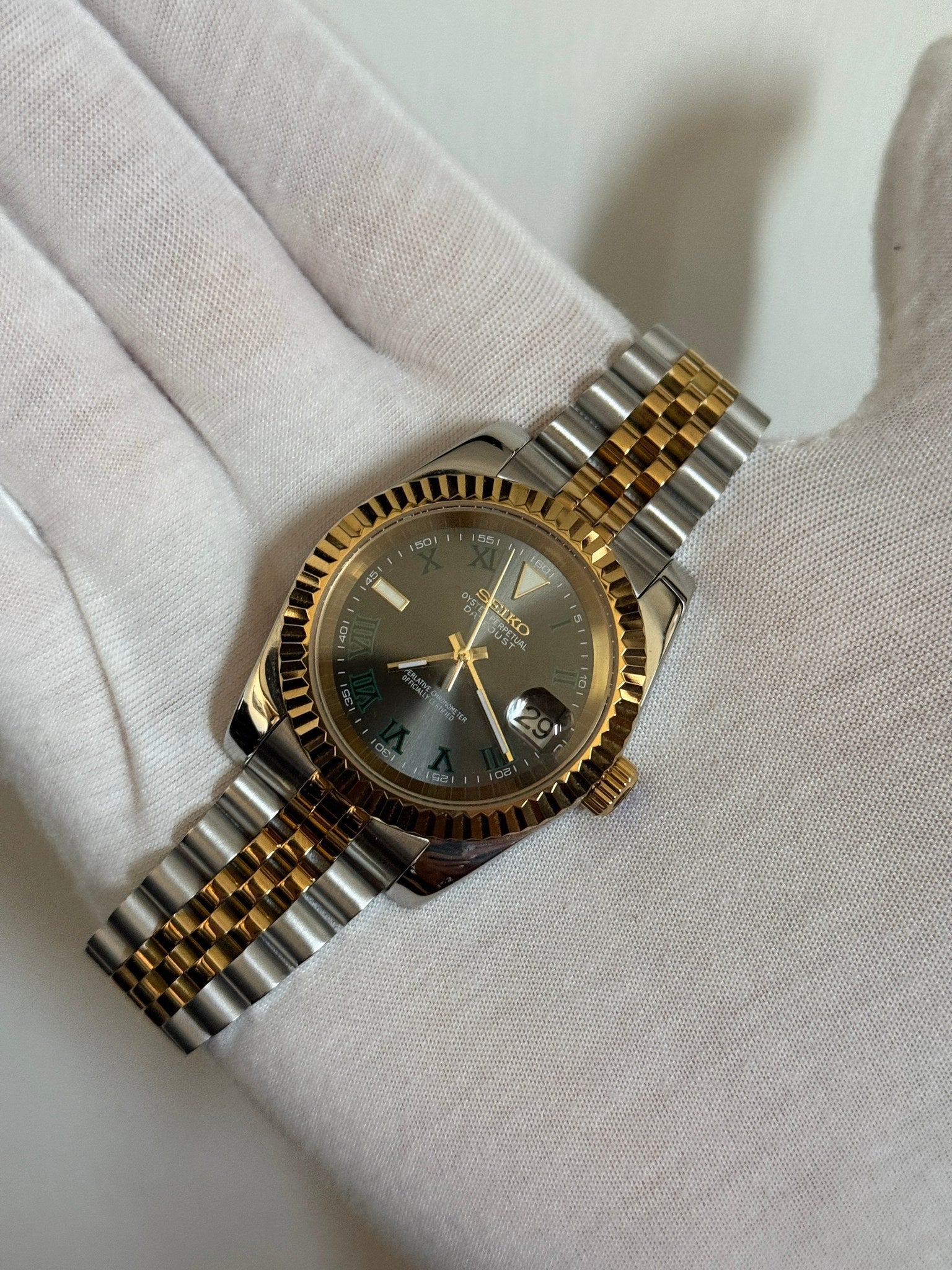 SeikJust (Wimbledon Two-Tone)