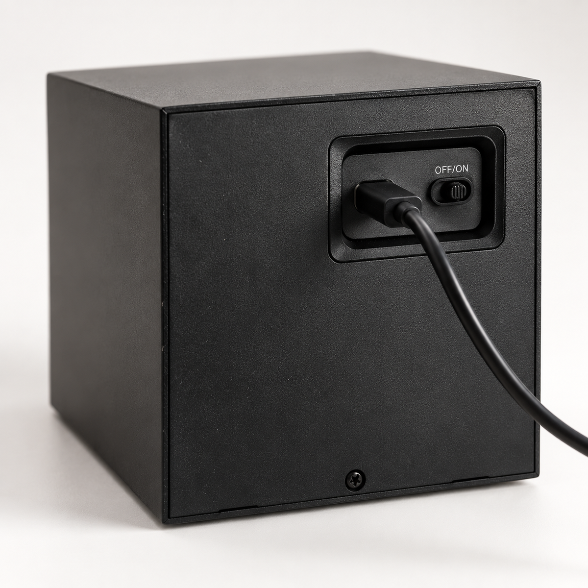 Back of the watch winder with USB-C port and on/off switch