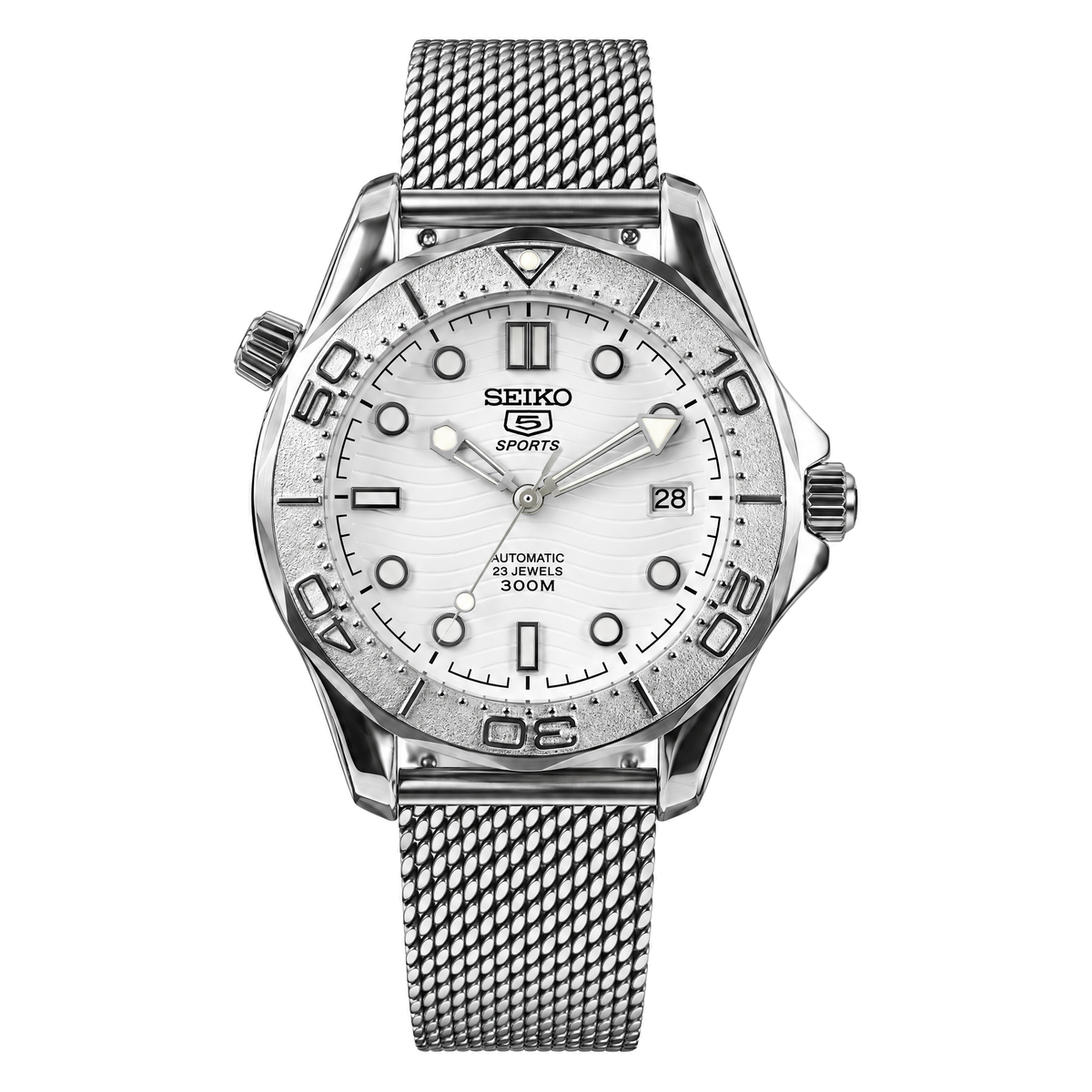 Seamaster (White) Seiko NH35 automatic mod watch. A white dial watch with a rotating dive bezel and a mesh bracelet, shown in a full product shot.